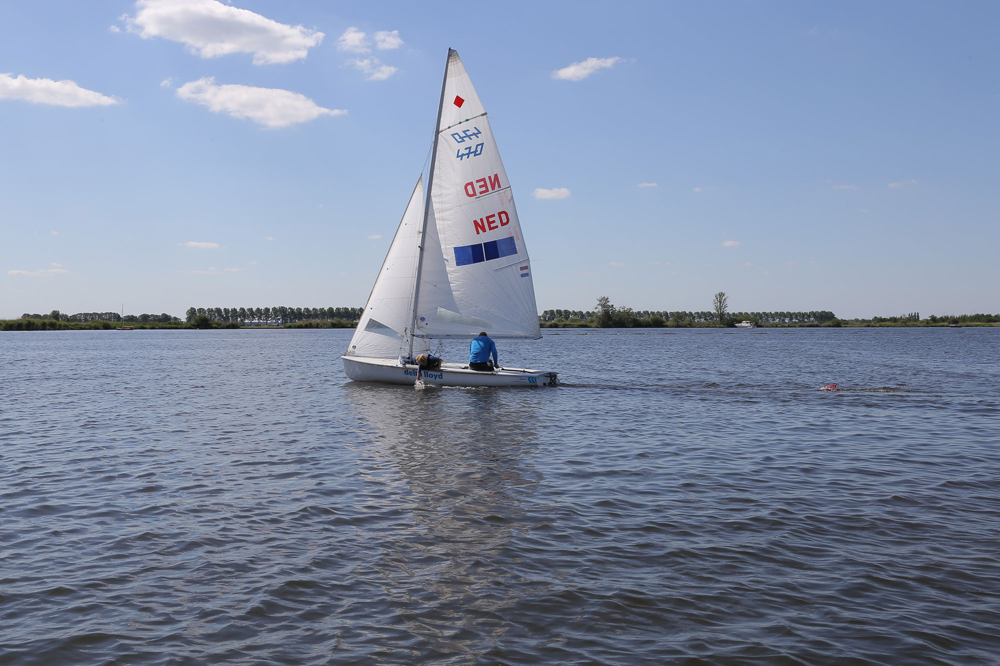 Zeilen op de Wijde Aa